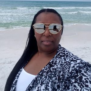 Meet your Posher, Joyce